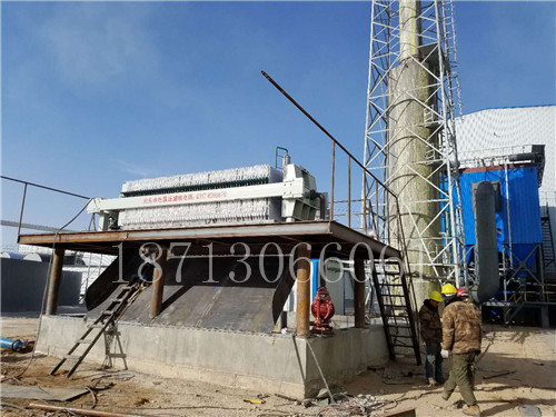 廂式壓濾機(jī)是怎樣實(shí)現(xiàn)工作流程的？